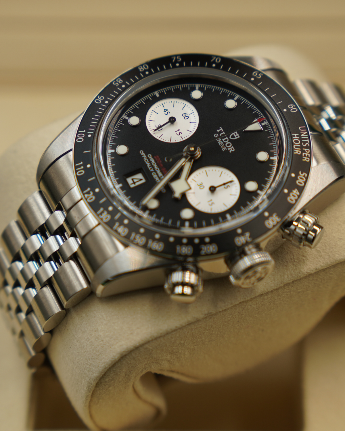Tudor Black Bay Chronograph M79360