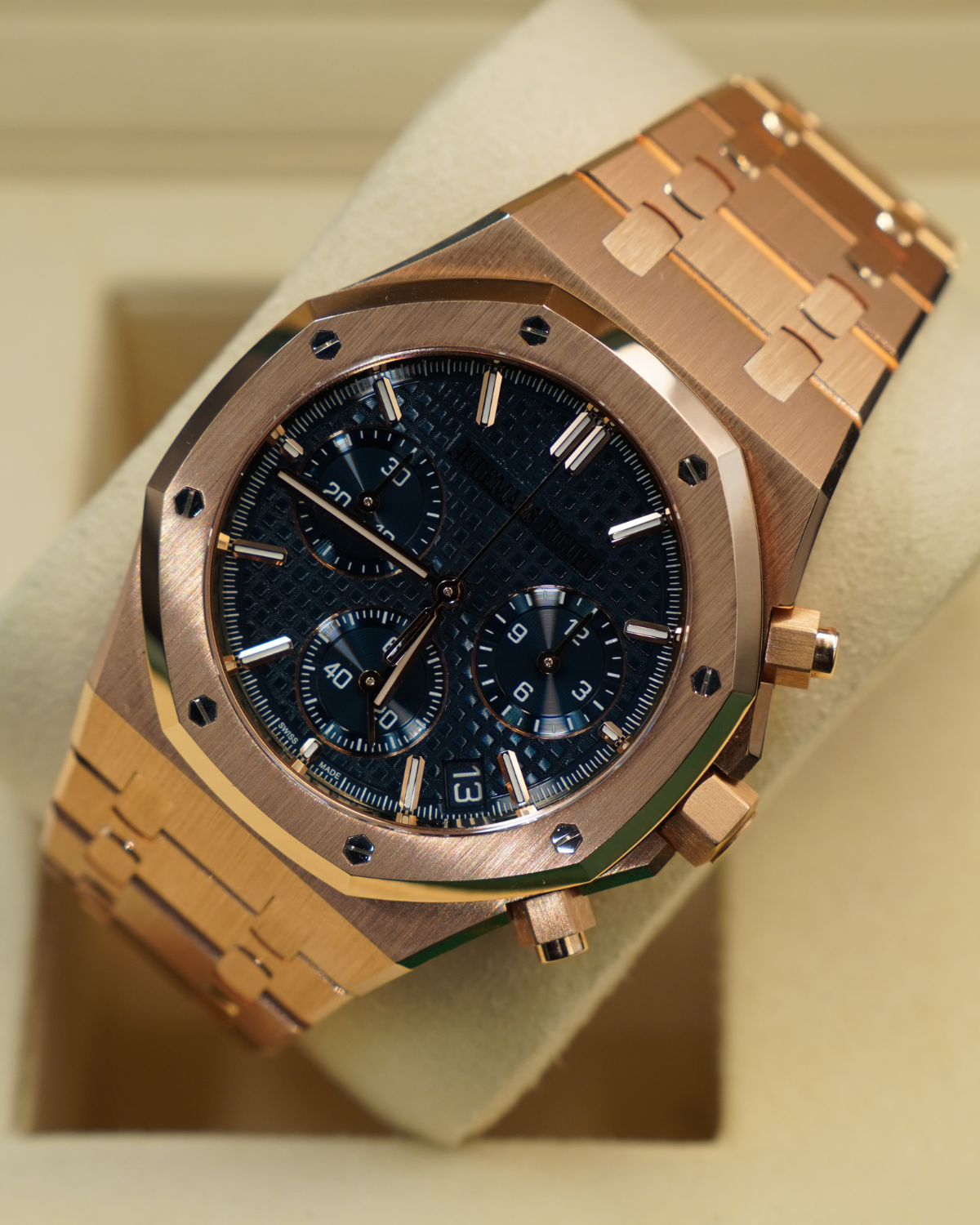 2023 Audemars Piguet Royl Oak Blue Chronograph 26240OR