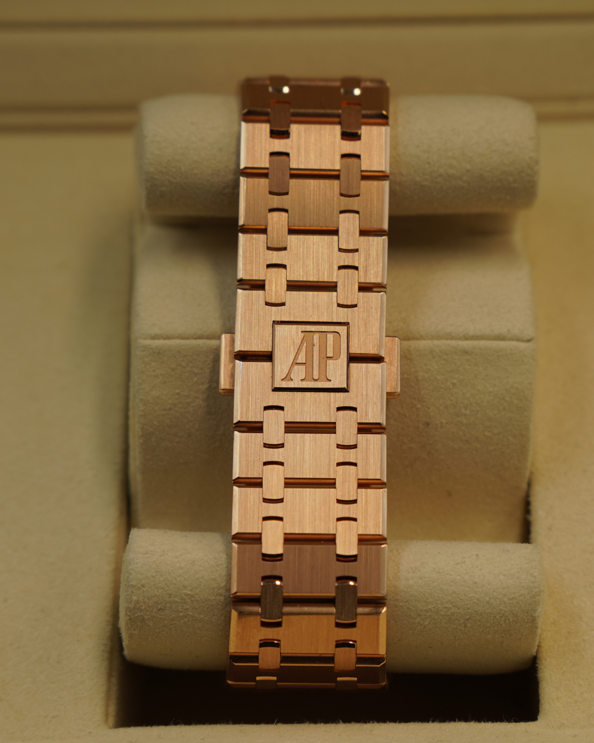2023 Audemars Piguet Royl Oak Blue Chronograph 26240OR