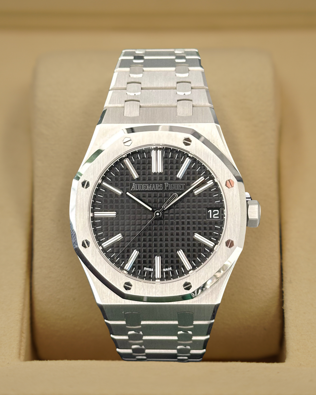 Audemars Piguet Royal Oak Black Dial 15510ST